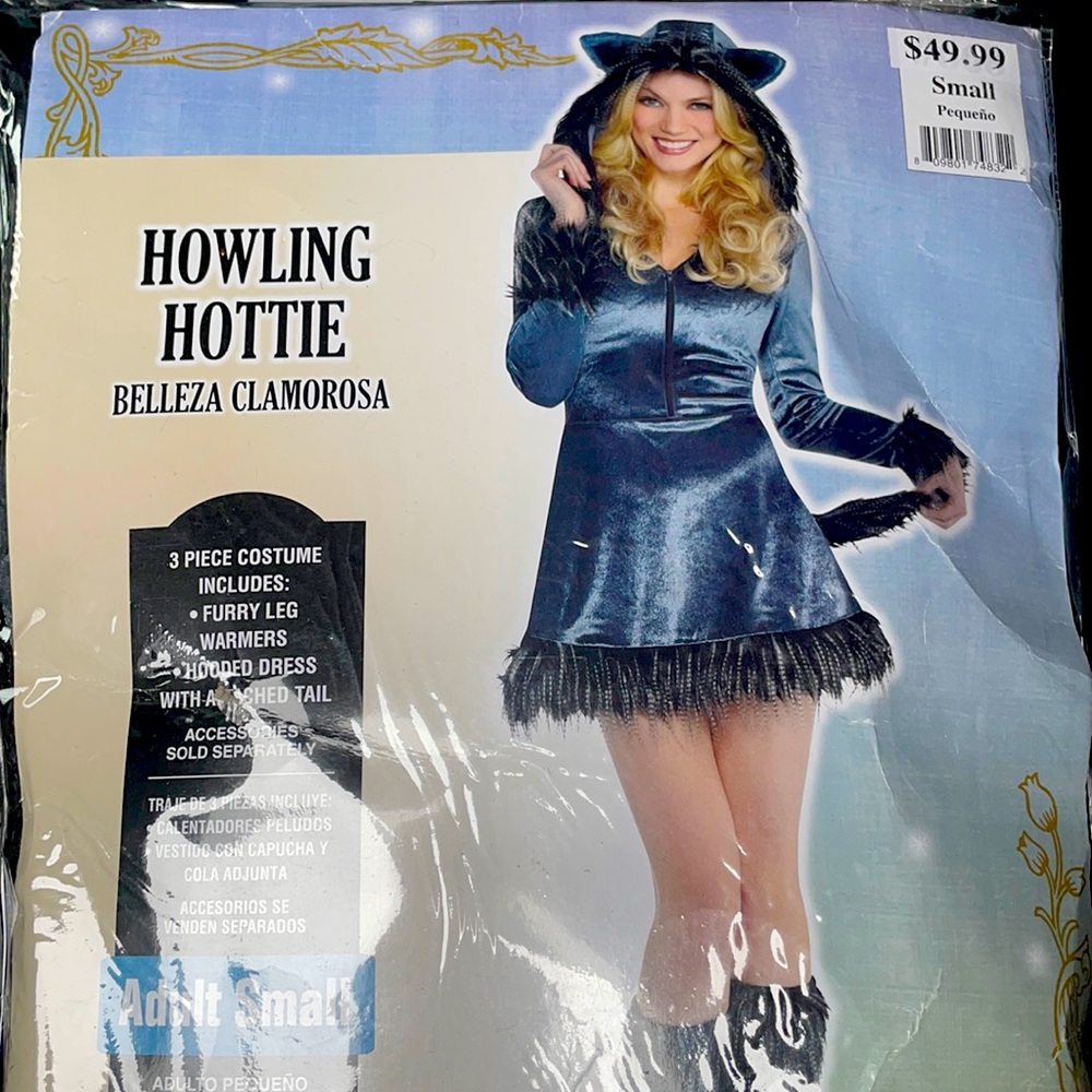 Woman’s Howling Hottie costume